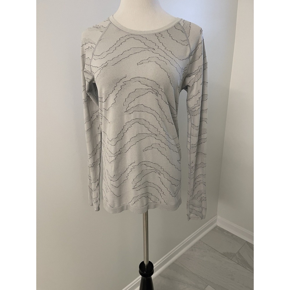 Athleta Momentum Long Sleeve Top Grey/Black Size Large